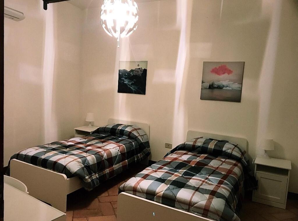 La Torre Di Morro Bed & Breakfast Camerino Bagian luar foto